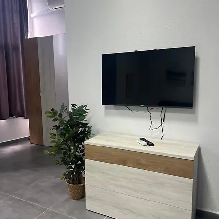 83 Apartment