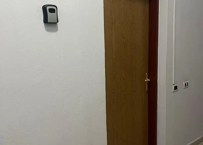 83 Apartment *