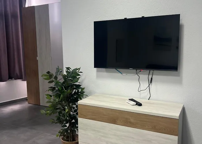 83 Apartment